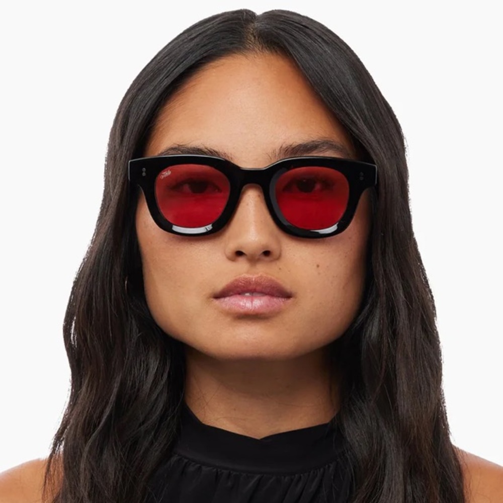 Akila Apollo Sunglasses Rose Black